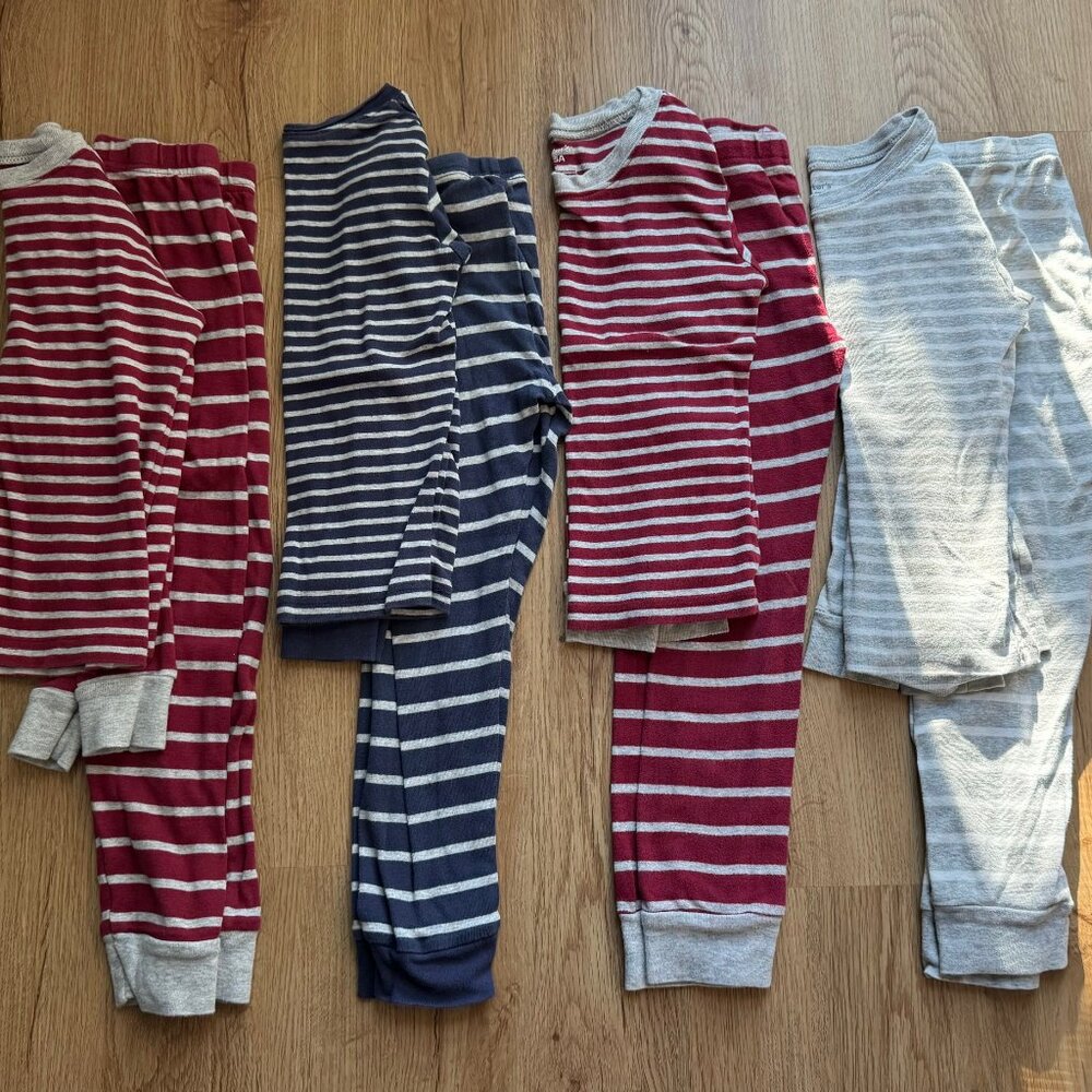 Carter's Pj's - Size 5T